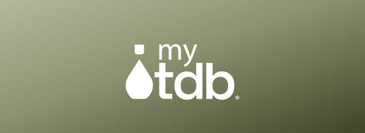 Logo MyTDB sur fond vert olive, l'espace en ligne des créateurs Terre de Bougies