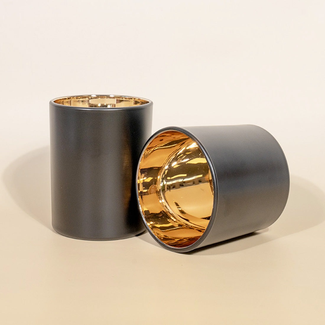 verre noir reflet doré